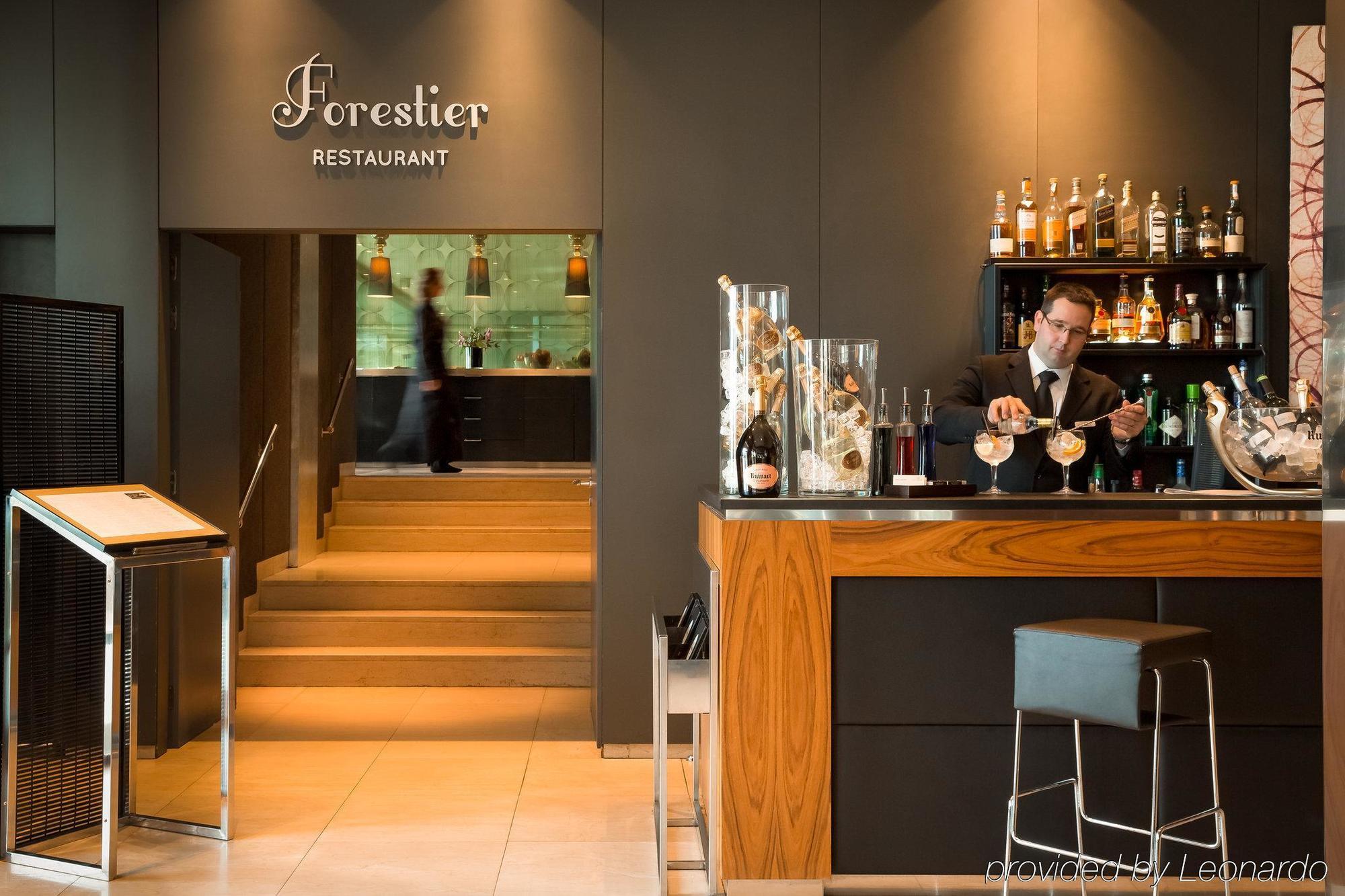 โรงแรมมิรามาร์ บาร์เซโลนา จีแอล ภายนอก รูปภาพ Restaurant Forester