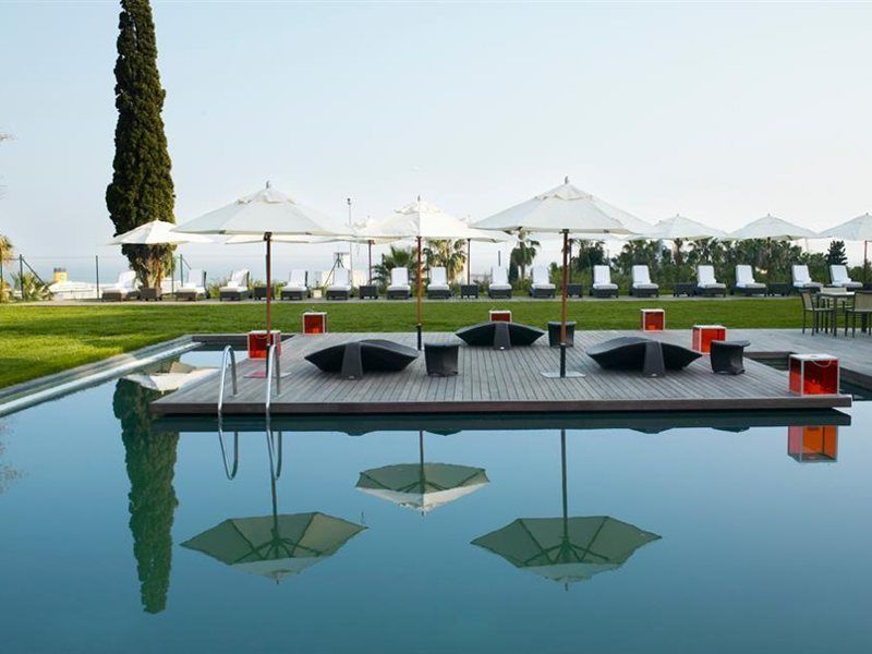 โรงแรมมิรามาร์ บาร์เซโลนา จีแอล ภายนอก รูปภาพ The pool at the hotel