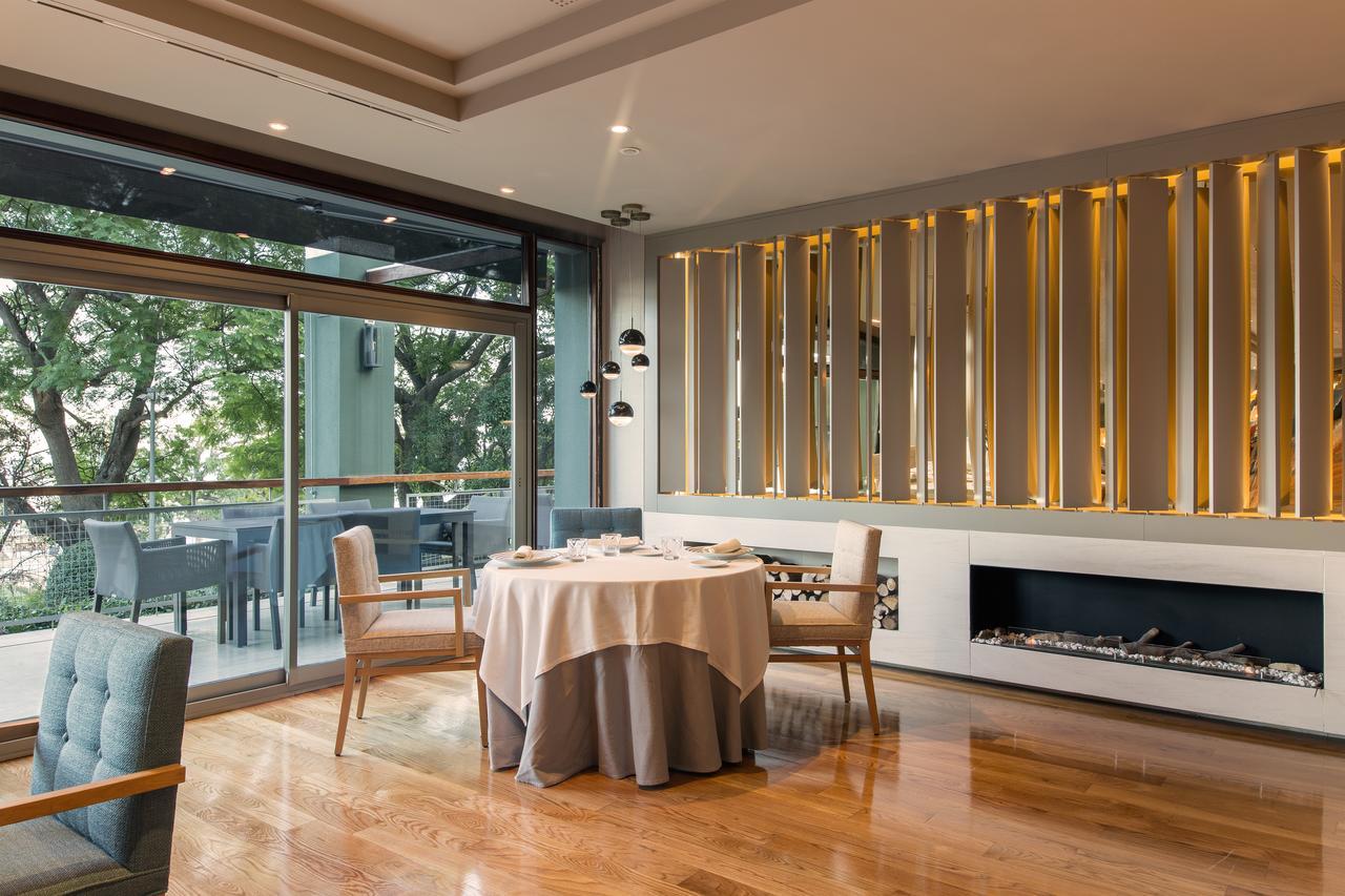 โรงแรมมิรามาร์ บาร์เซโลนา จีแอล ภายนอก รูปภาพ Restaurant interior